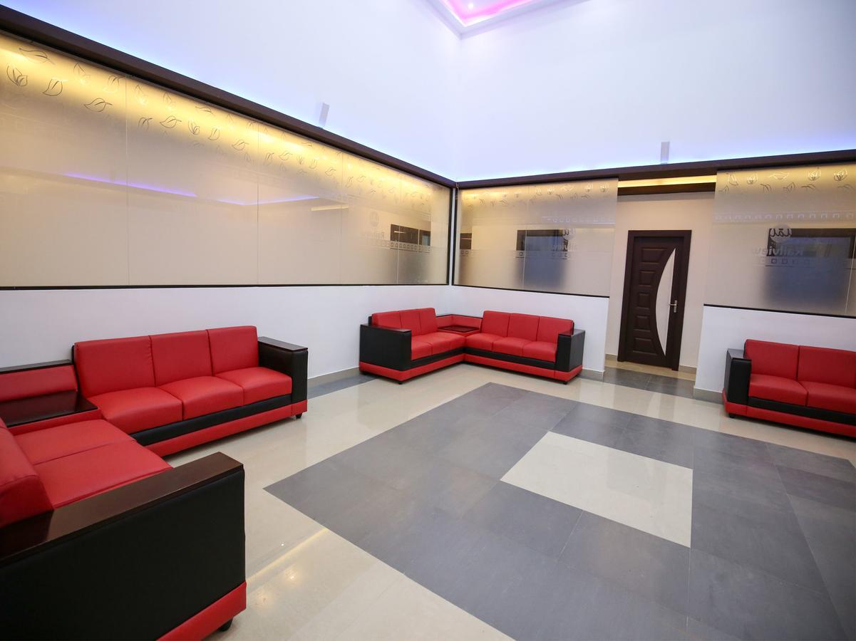 Oyo 10152 Rail View Residency Alappuzha Exterior foto